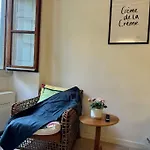 Near Ponte Vecchio: Luxury Flat