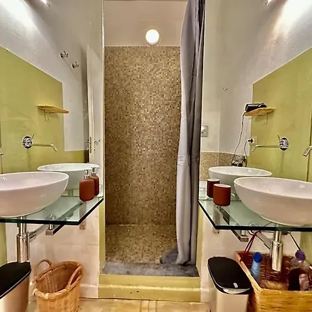 Near Ponte Vecchio: Luxury Flat *